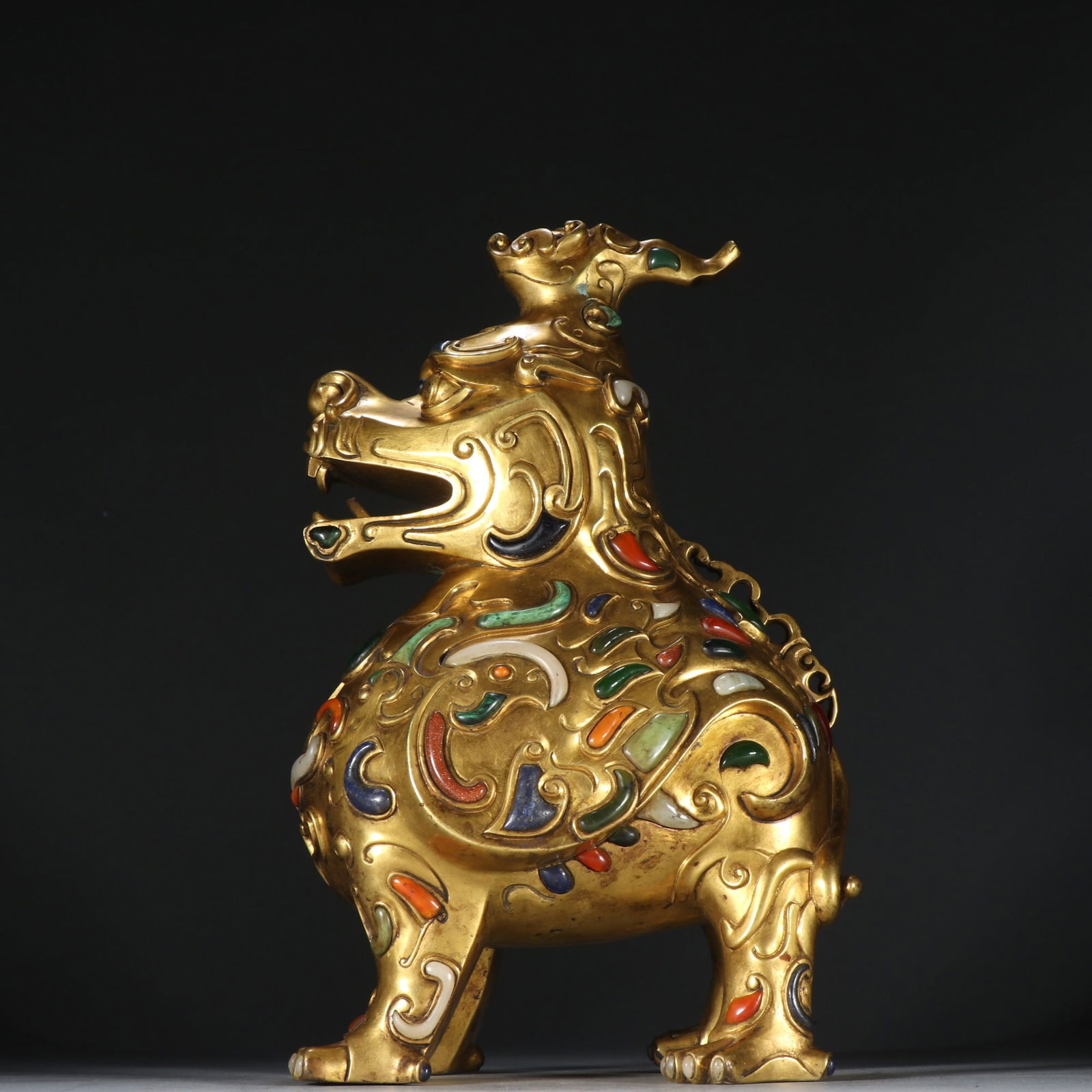 Qing Dynasty Gilt Bronze Inlaid Gemstone Ornament (1 of 3)
