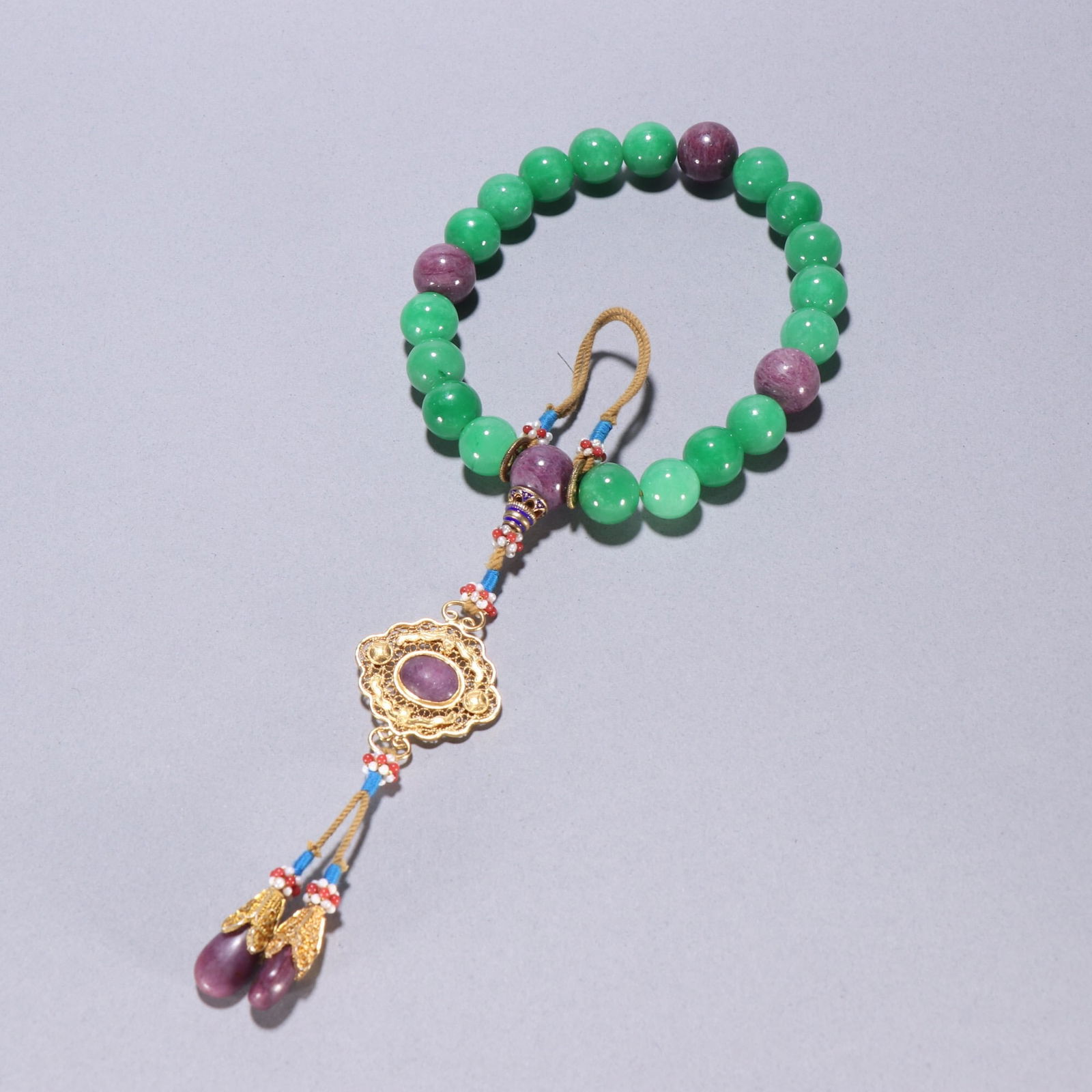 Qing Dynasty Jadeite 18-Bead Handheld Bead (1 of 1)