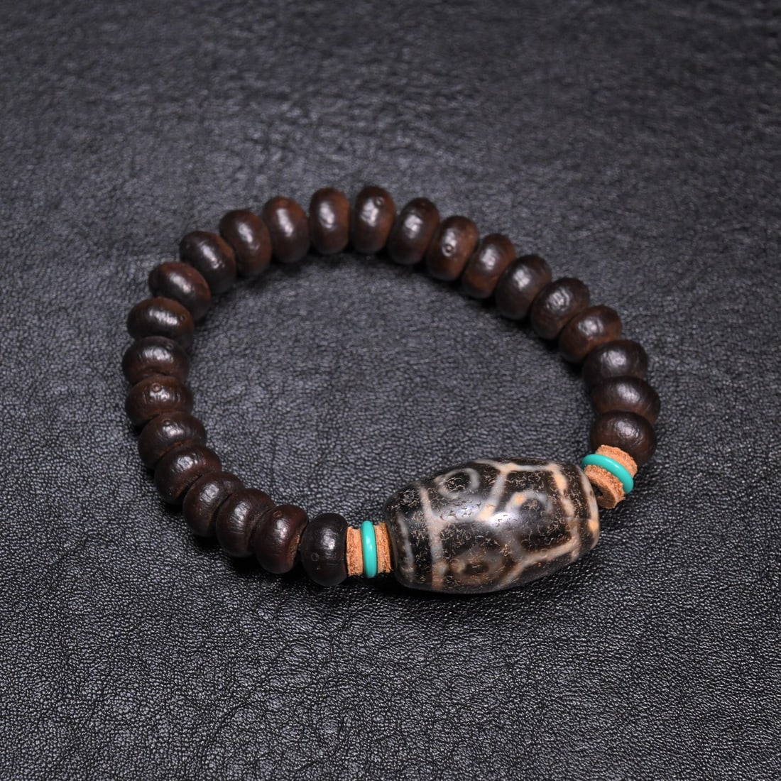 Tortoise Shell Dzi Bead Bracelet: 2.8*1.8/25g