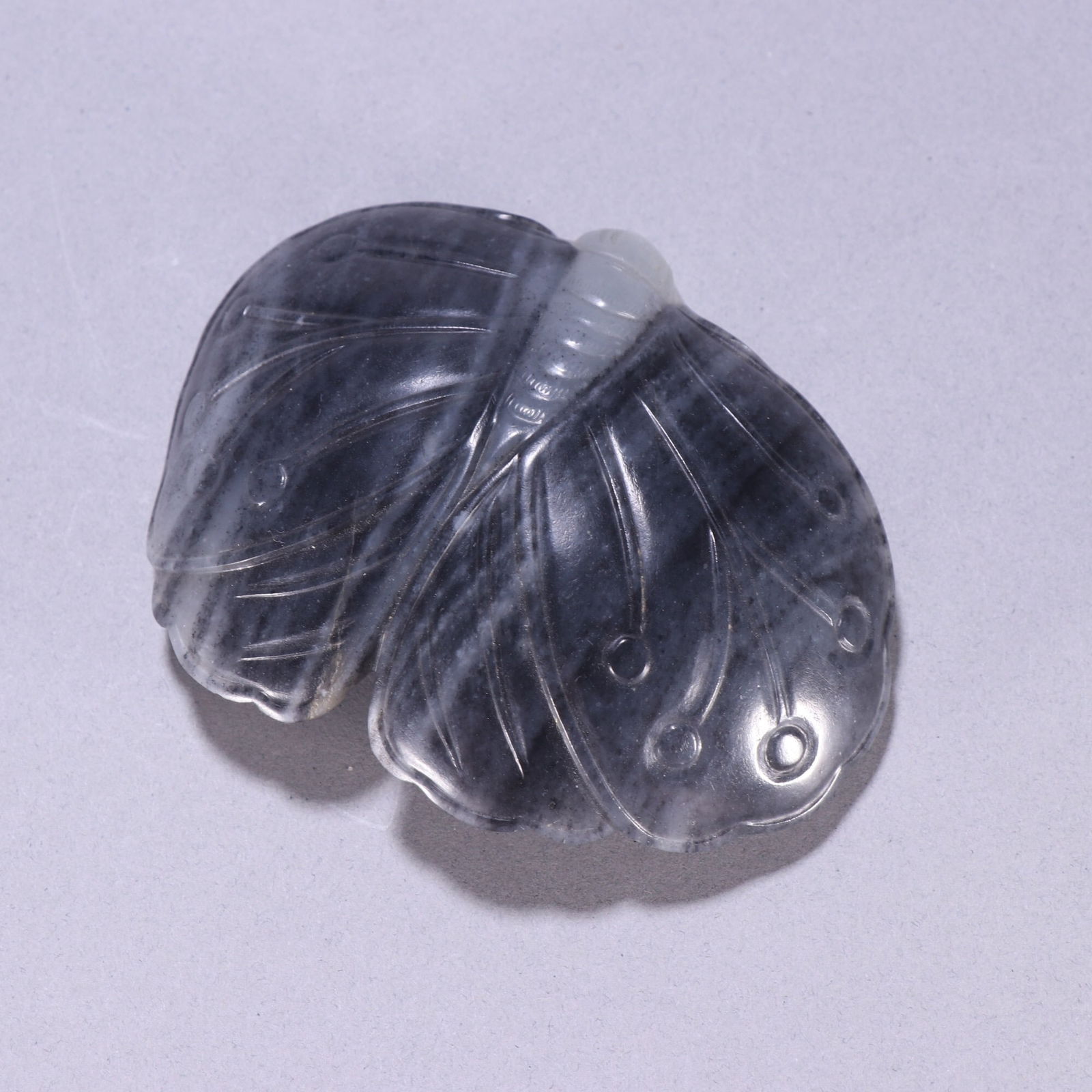 Blue and White Jade Carving: 7.2*8.8/153.9g