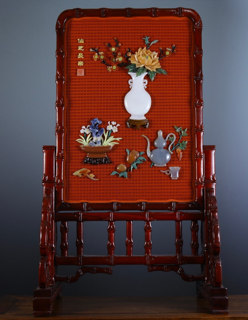 Kan Fengxiang Mark Wooden Carved Red Lacquer Inlaid Treasure Screen (Qing Dynasty) (1 of 3)