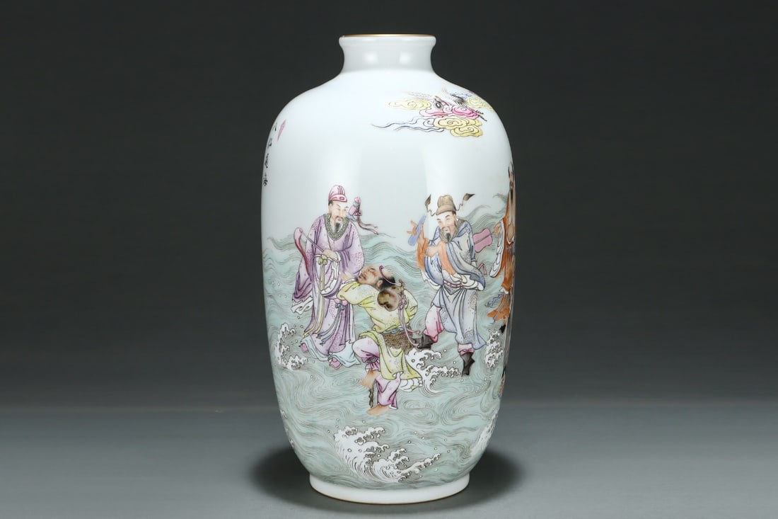 Yongzheng mark Famille Rose Gilt Lantern Vase: 32.5*18.5