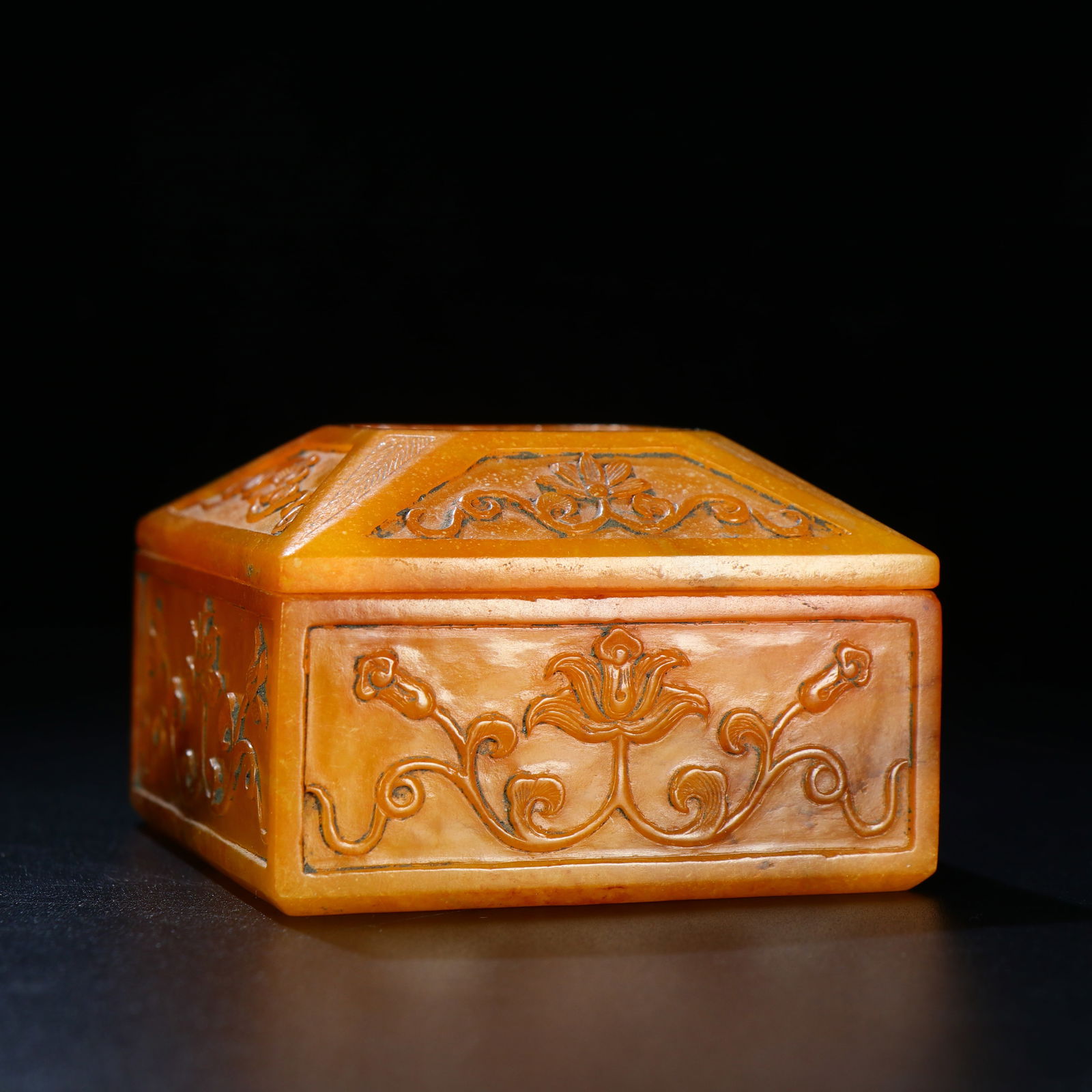 Hetian jade pebble covered box (1 of 4)