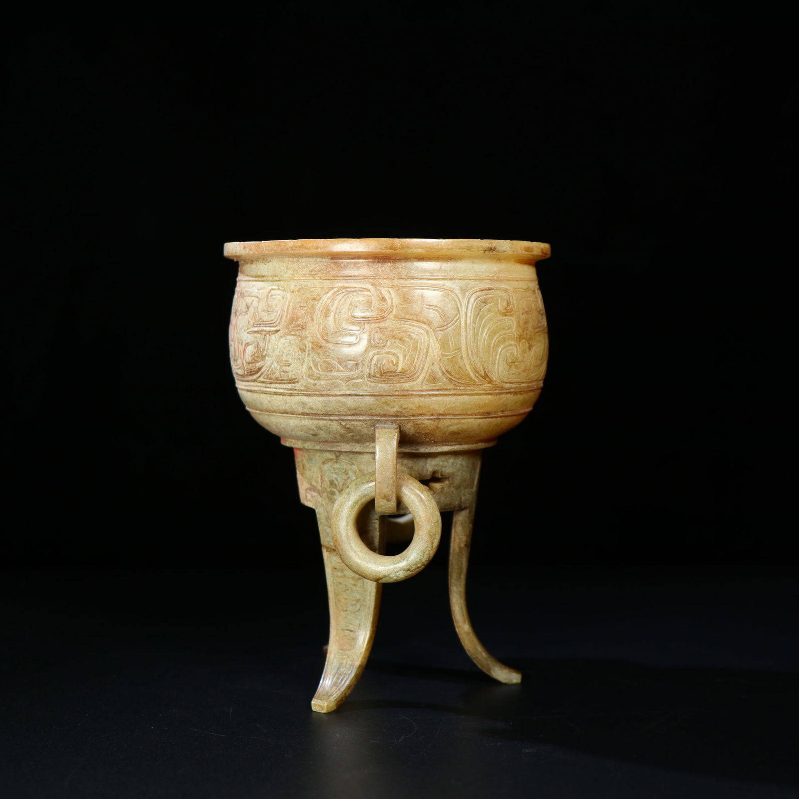 Hetian jade pebble ornaments: 12.8*9/305g