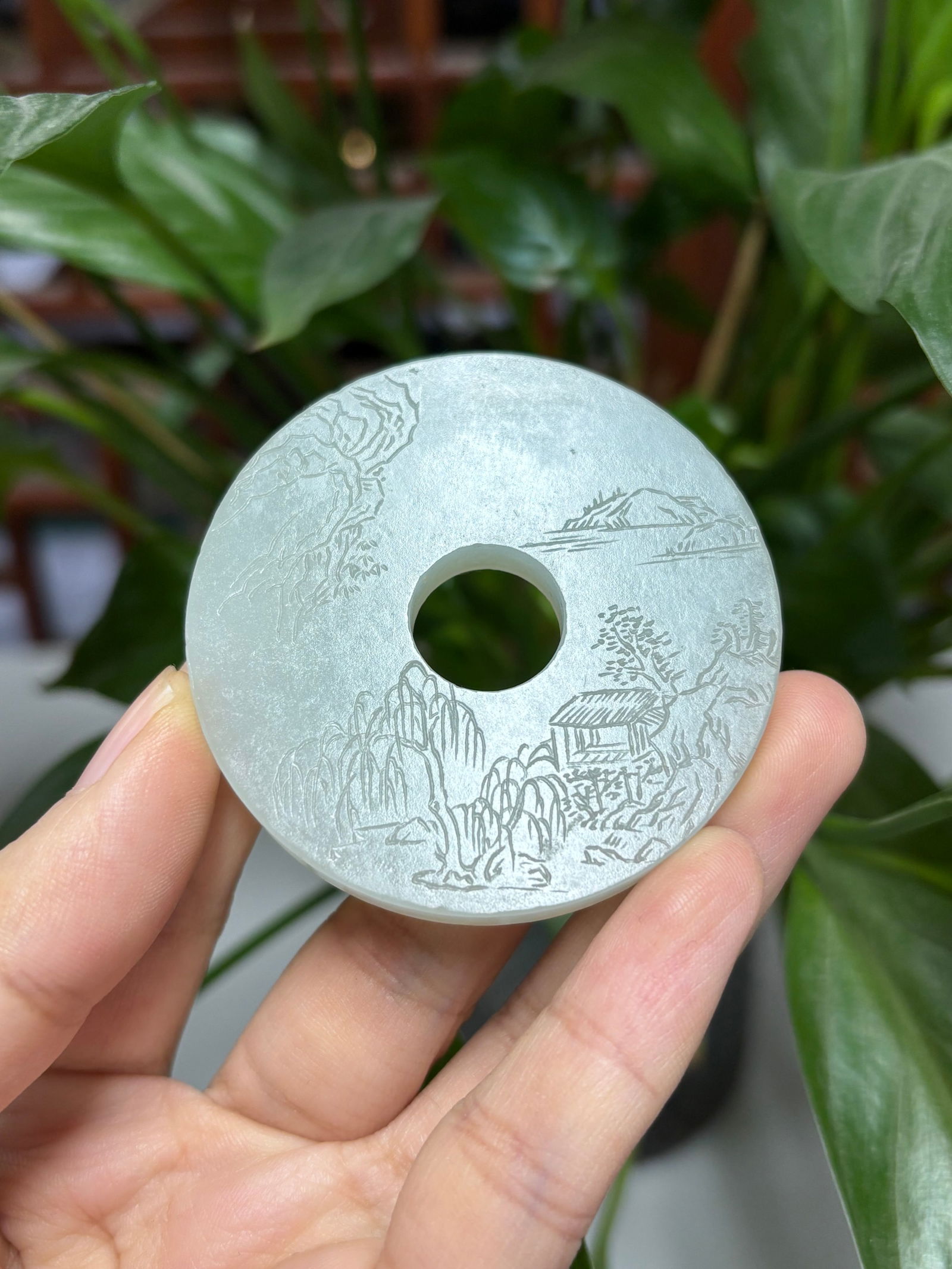 Qing Dynasty Tibetan Gilt Bronze Buddha Statue: 5.5*0.7/42.9g