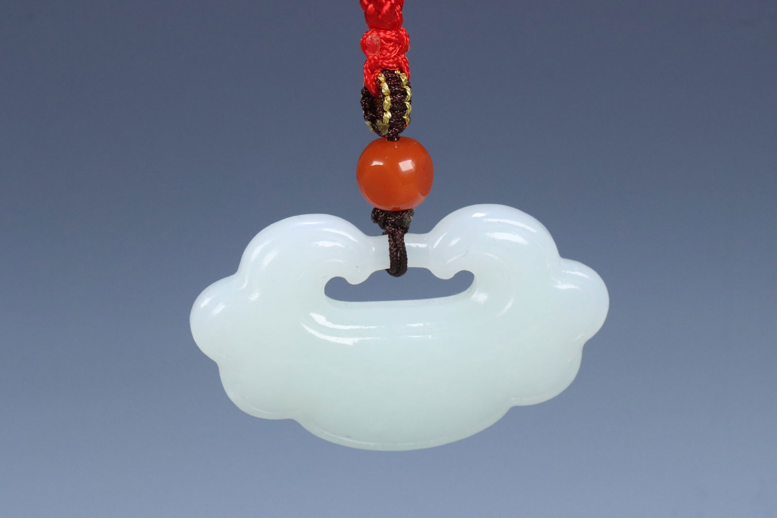 Hotan Jade pendant: 4.8*2.8*0.9/23g