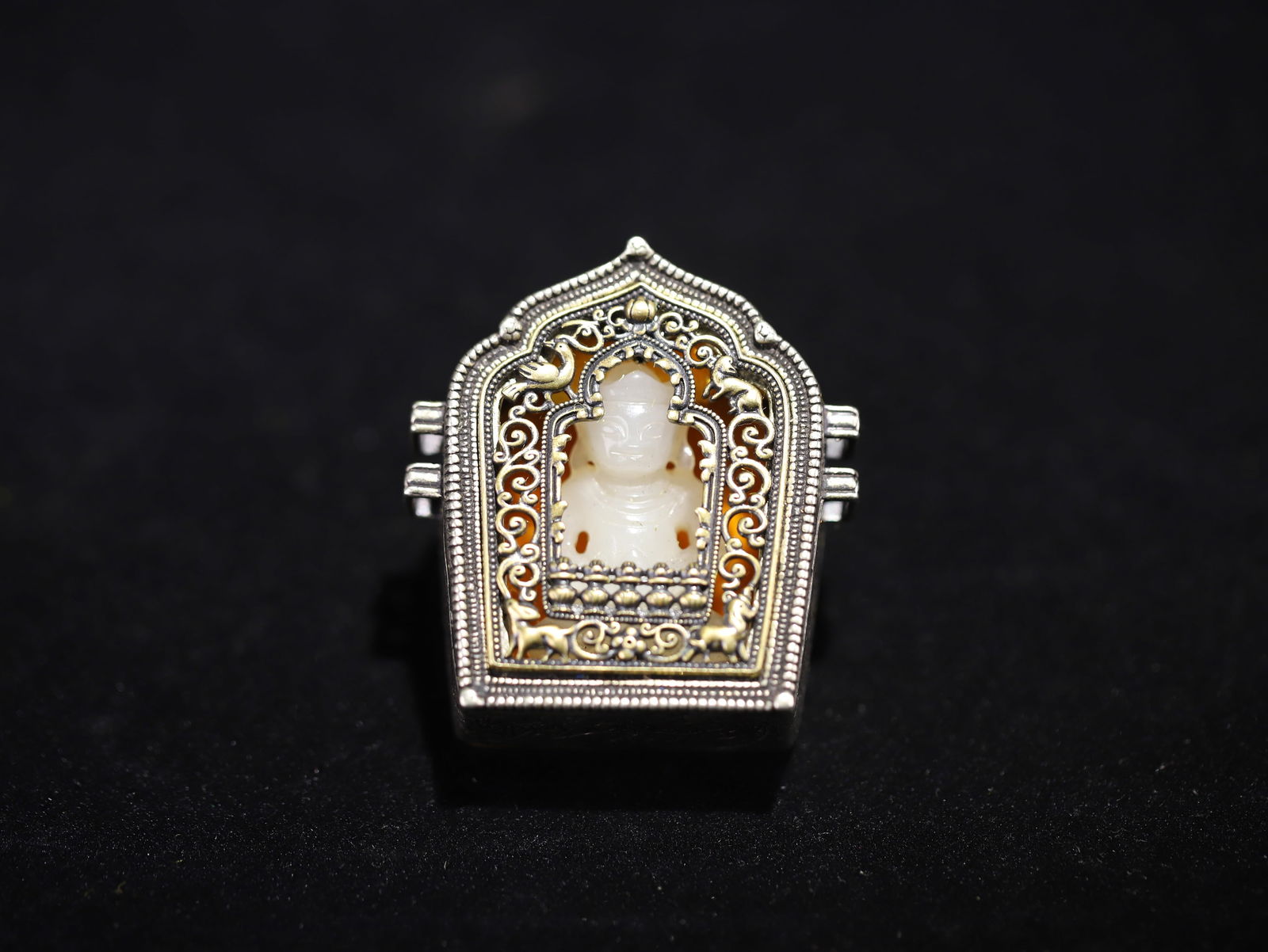 Qing Dynasty Hetian jade portable Buddha and gau box: 3.3*2*1.15/9.1g/4.6*4*1.9/52.4g