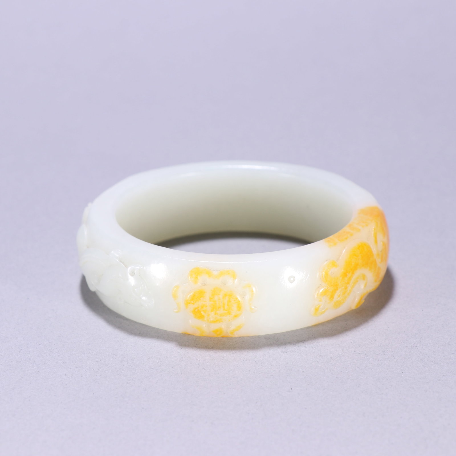 Qing Dynasty Hetian Jade Pebble Bracelet: 5.7*1.8/87.9g