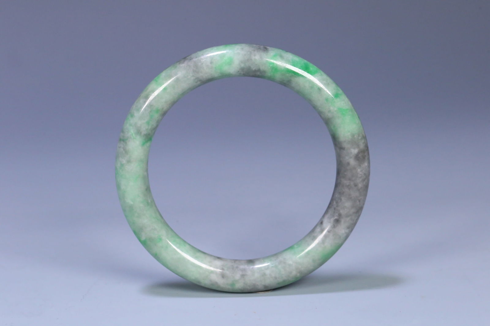 Qing Dynasty Jade Round Bracelet (1 of 1)