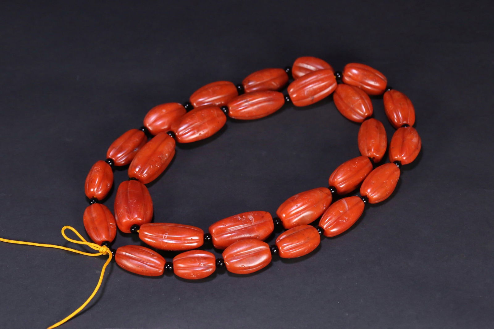 Qing Dynasty Southern Red Melon Lengzhu string (1 of 1)