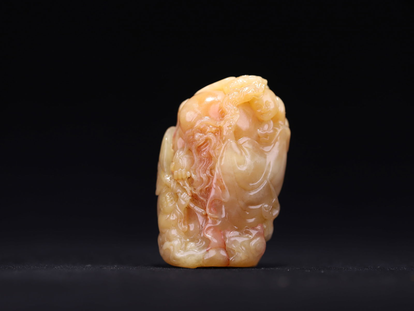 Zhanlu Zhai Tibetan mark White Field and Yellow Stone Ornament: 6.1*4*2.8/95g