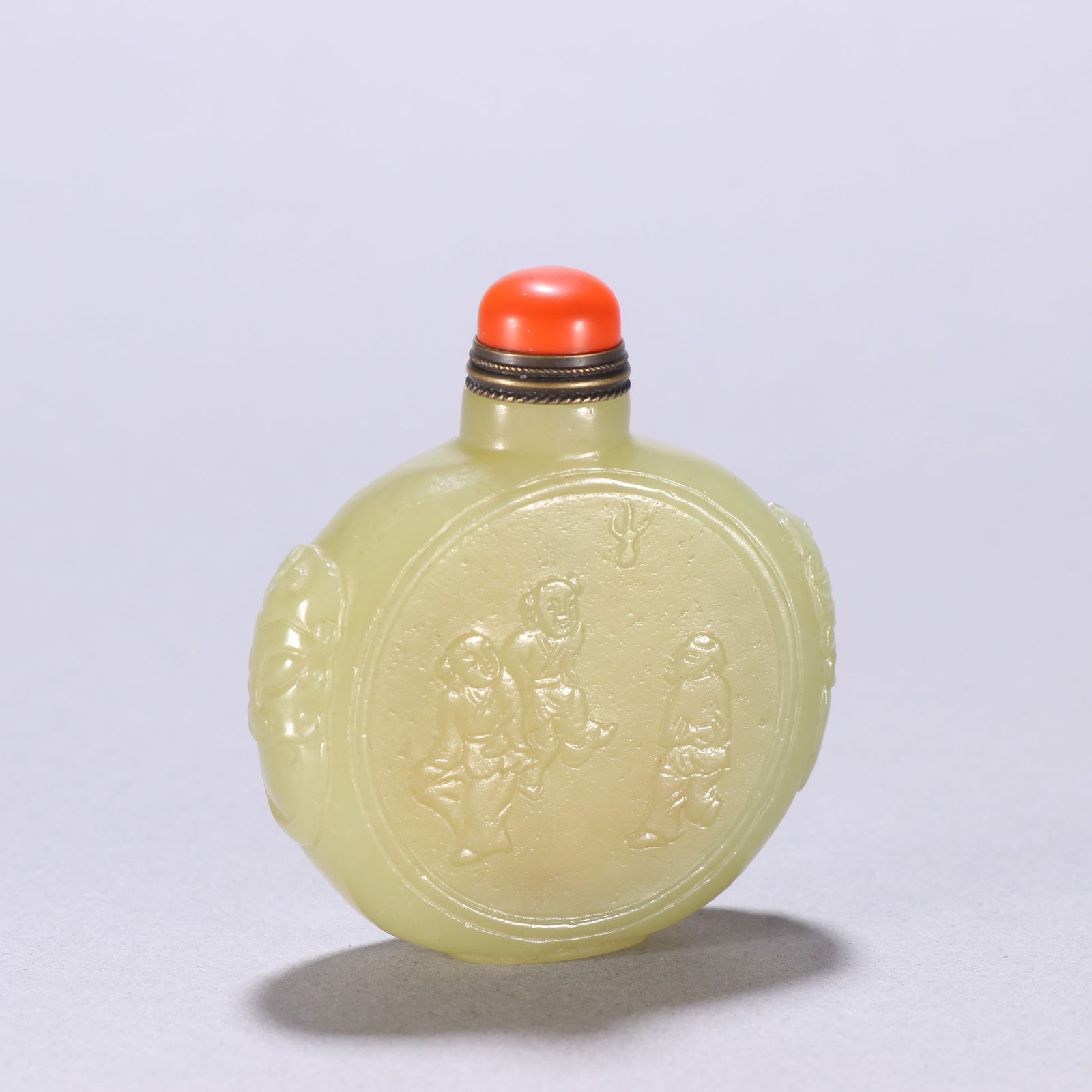 Qing Dynasty Hetian Huangyu snuff bottle (1 of 2)