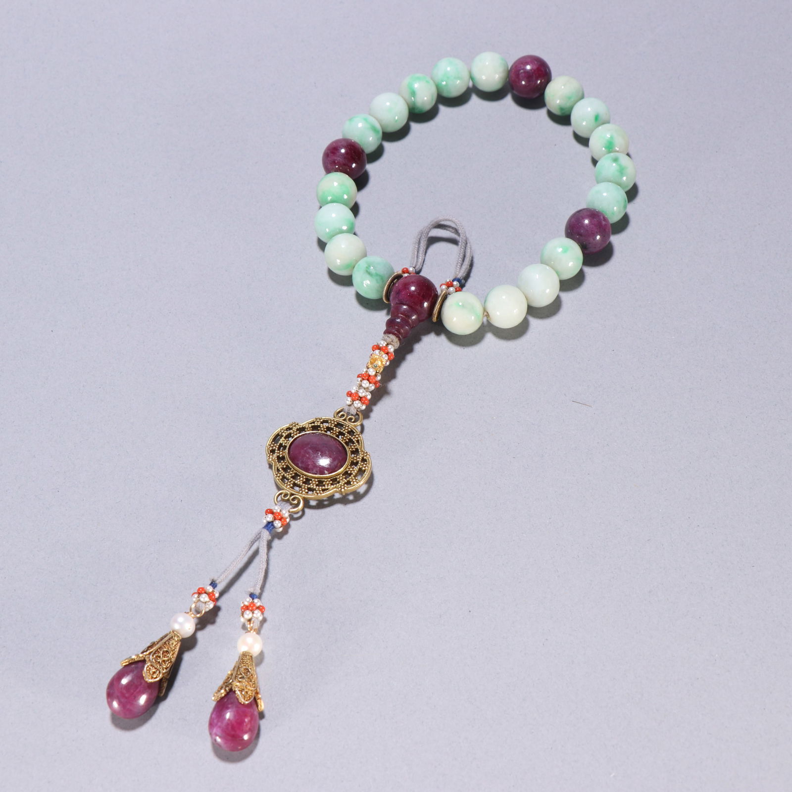 Qing Dynasty Jadeite 18-Bead Handheld Bead (1 of 1)