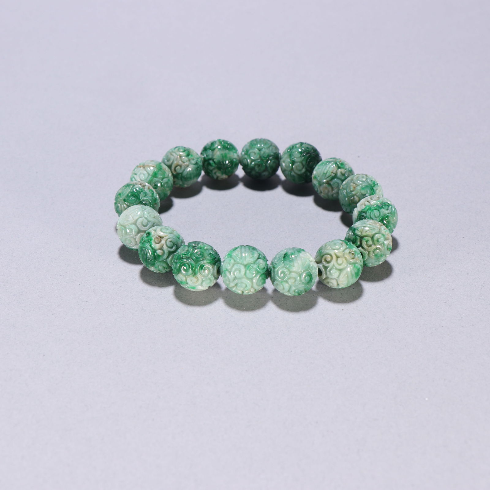 Jadeite Bracelet: 1.2/52.7g