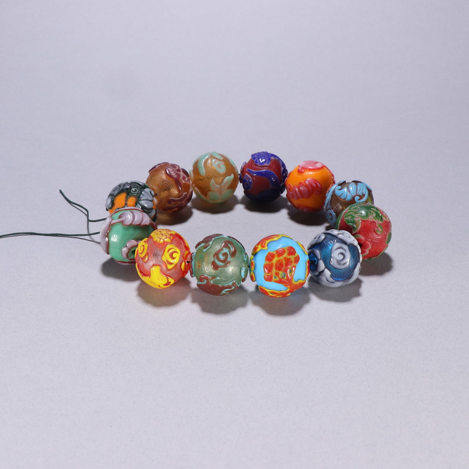 Qing Dynasty Glass Twelve Zodiac Animal Bracelet: 2.5/140g