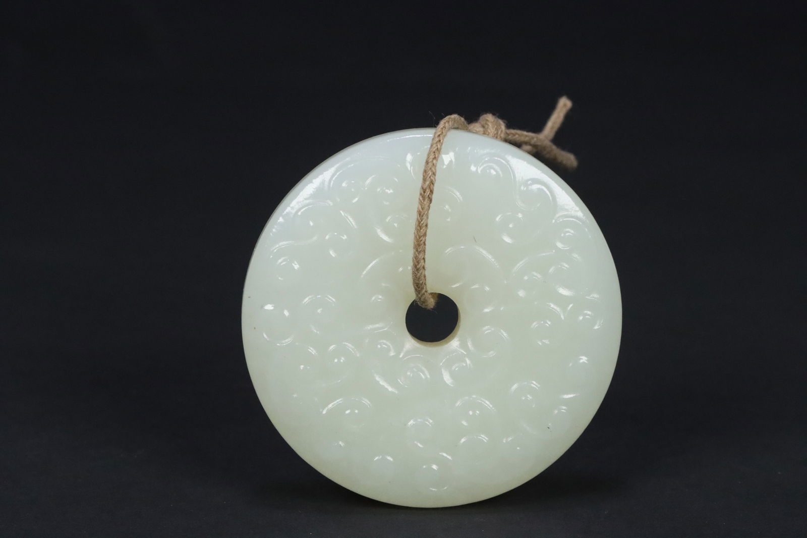 Qing Dynasty Tibetan Gilt Bronze Buddha Statue: 5.3*1/53.5g