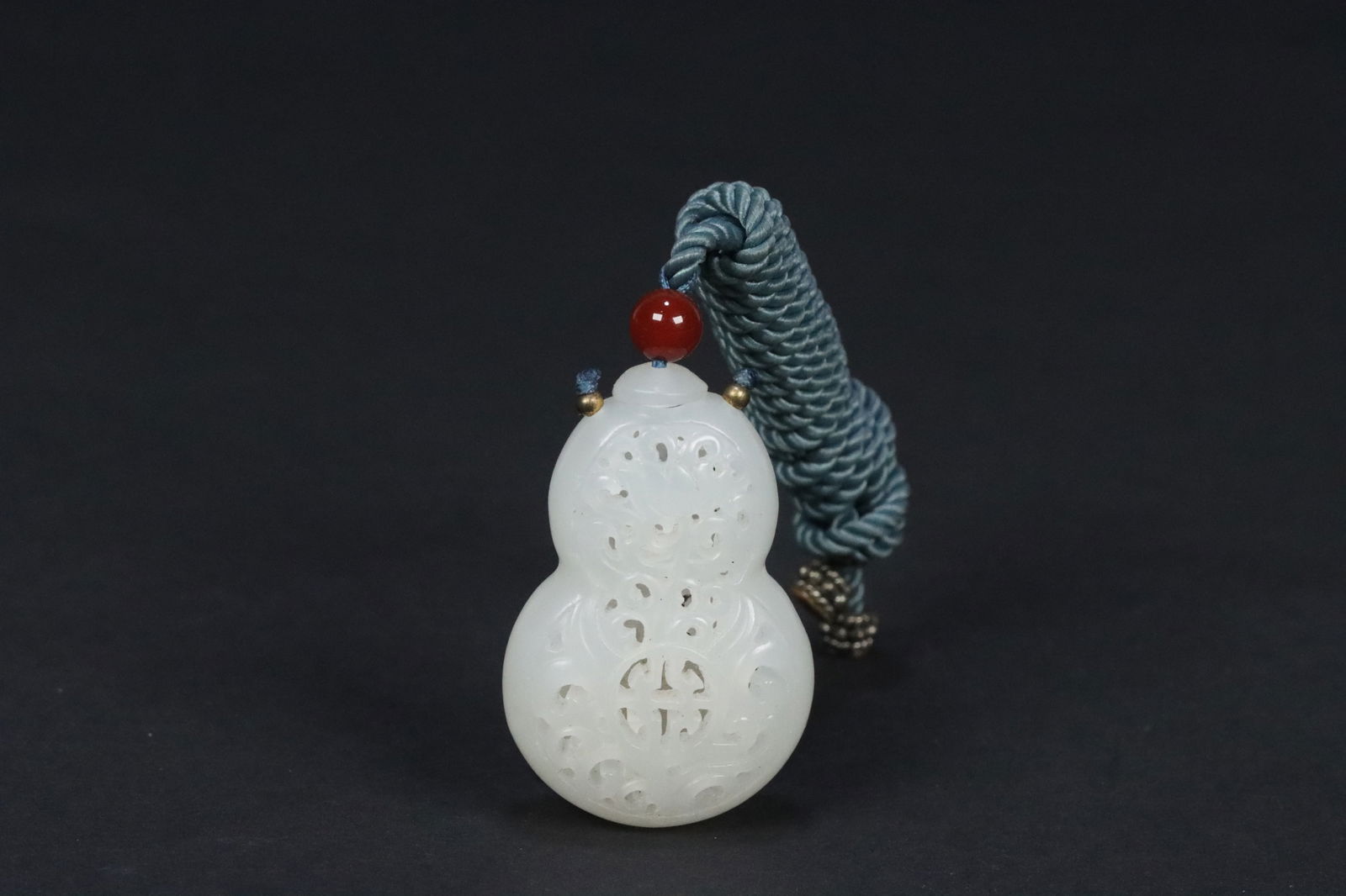 Hetian Jade Gourd-Shaped Sachet Pendant: 3.4*2.3*1.1/10g