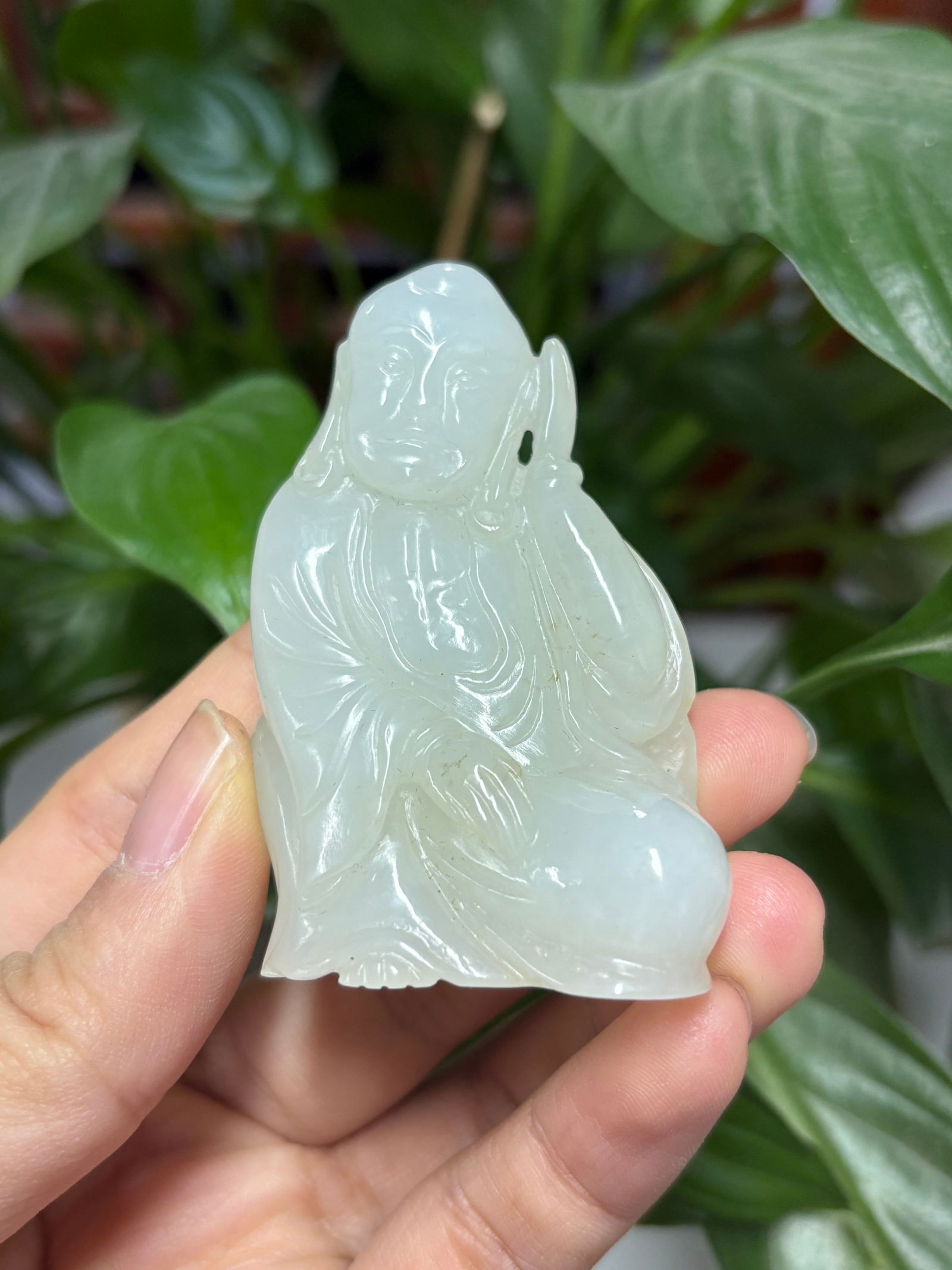 Hetian jade carving: 6*3.8*2.4/64.1g