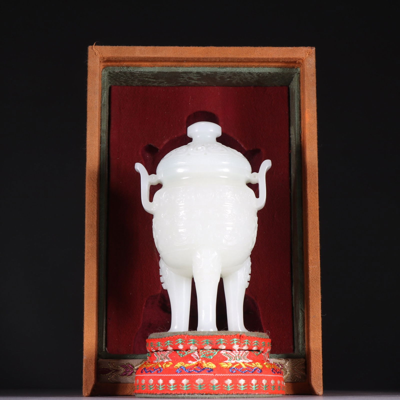 Qing Dynasty Hetian Jade Tripod Incense Burner: 12*7.4/245.1g