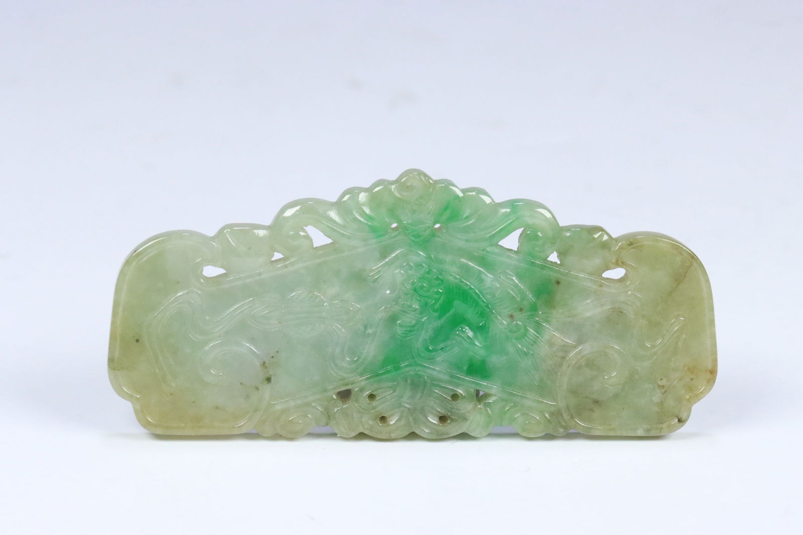 Qing Dynasty Jadeite Chime-Shaped Plaque (1 of 2)