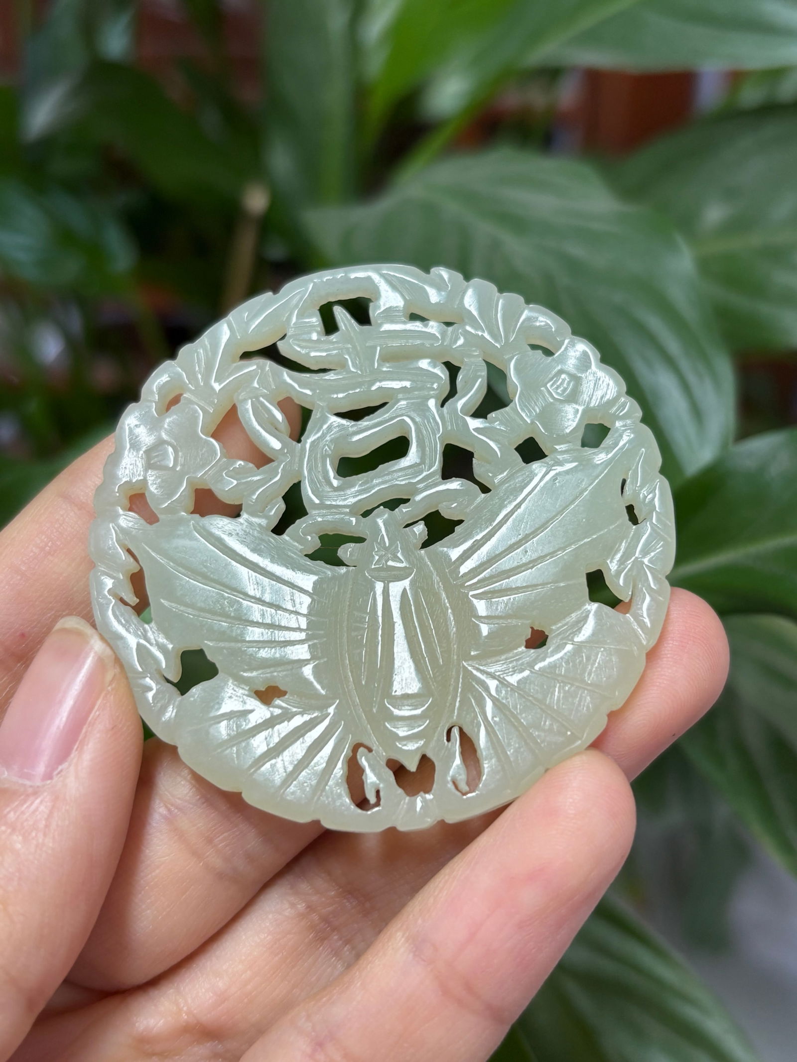 Qing Dynasty Hetian jade pendant: 5.3*0.45/19.5g