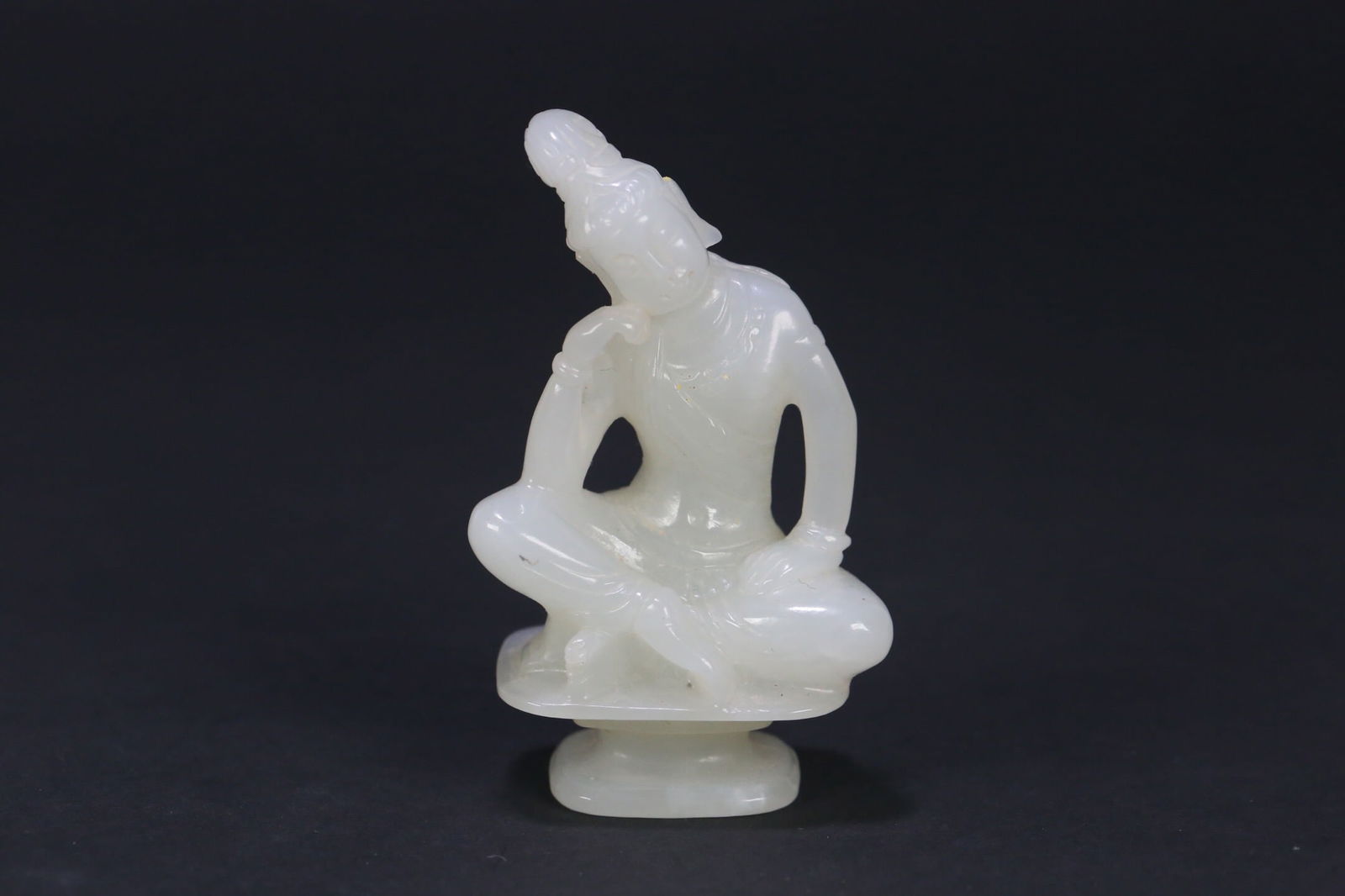 Hetian jade carvings (1 of 1)