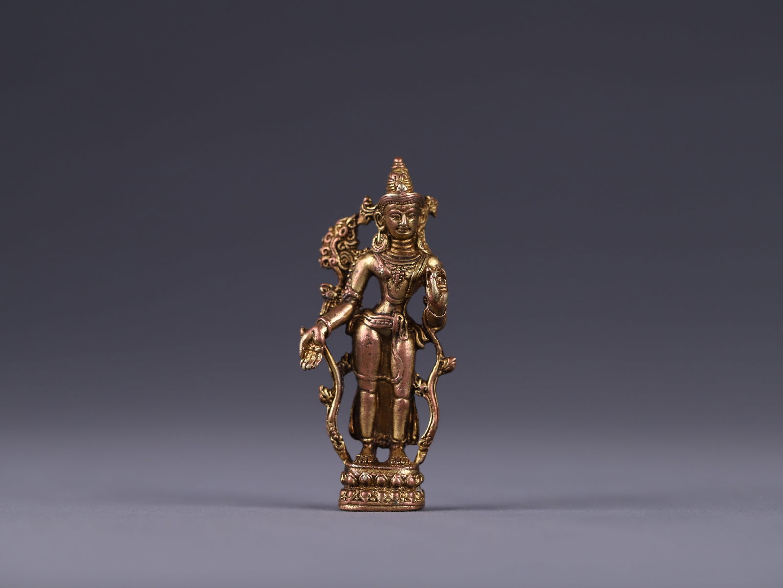 Crystal seal: 7*2.9*1.4/42g