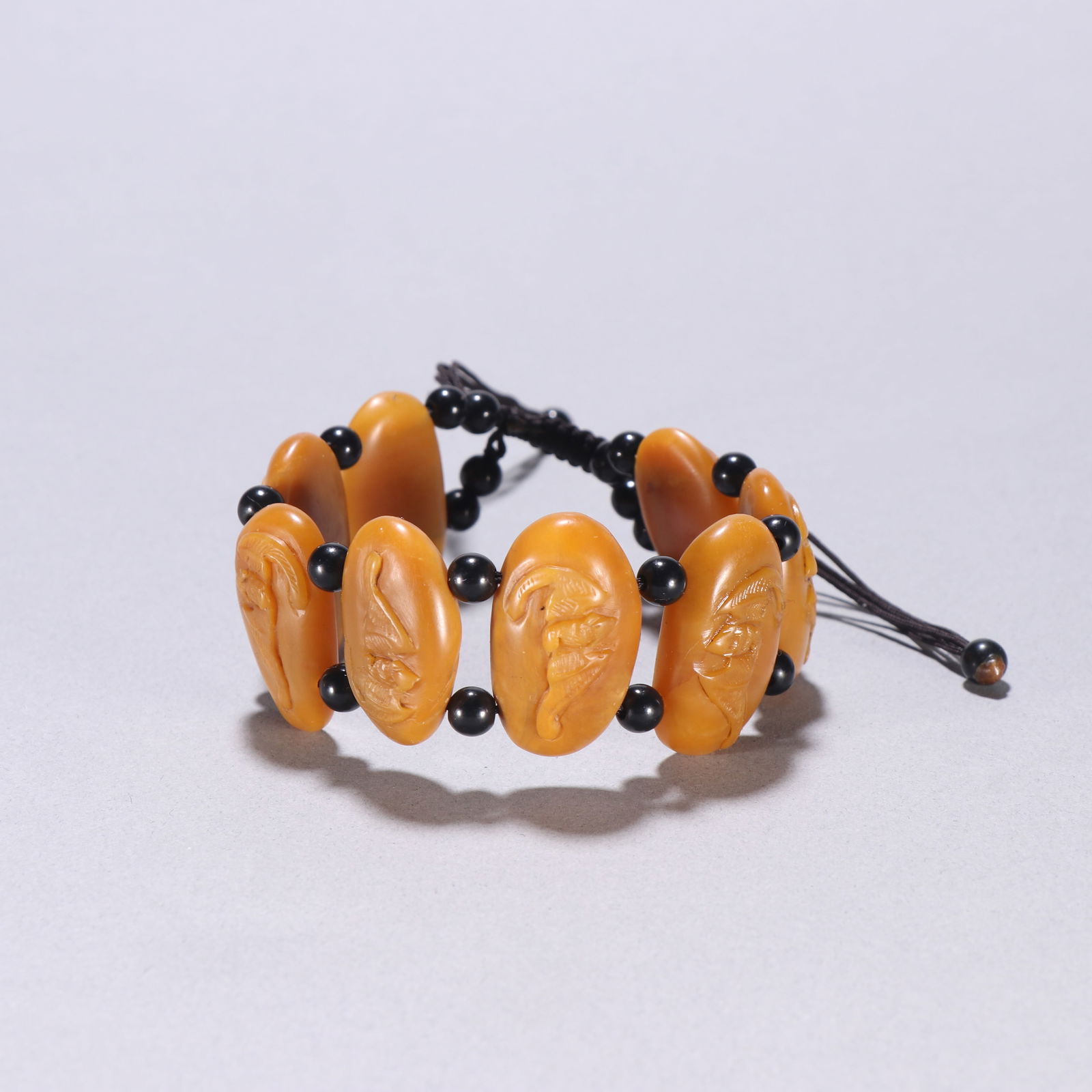 Tianhuang stone bracelet from the Qing Dynasty (1 of 2)