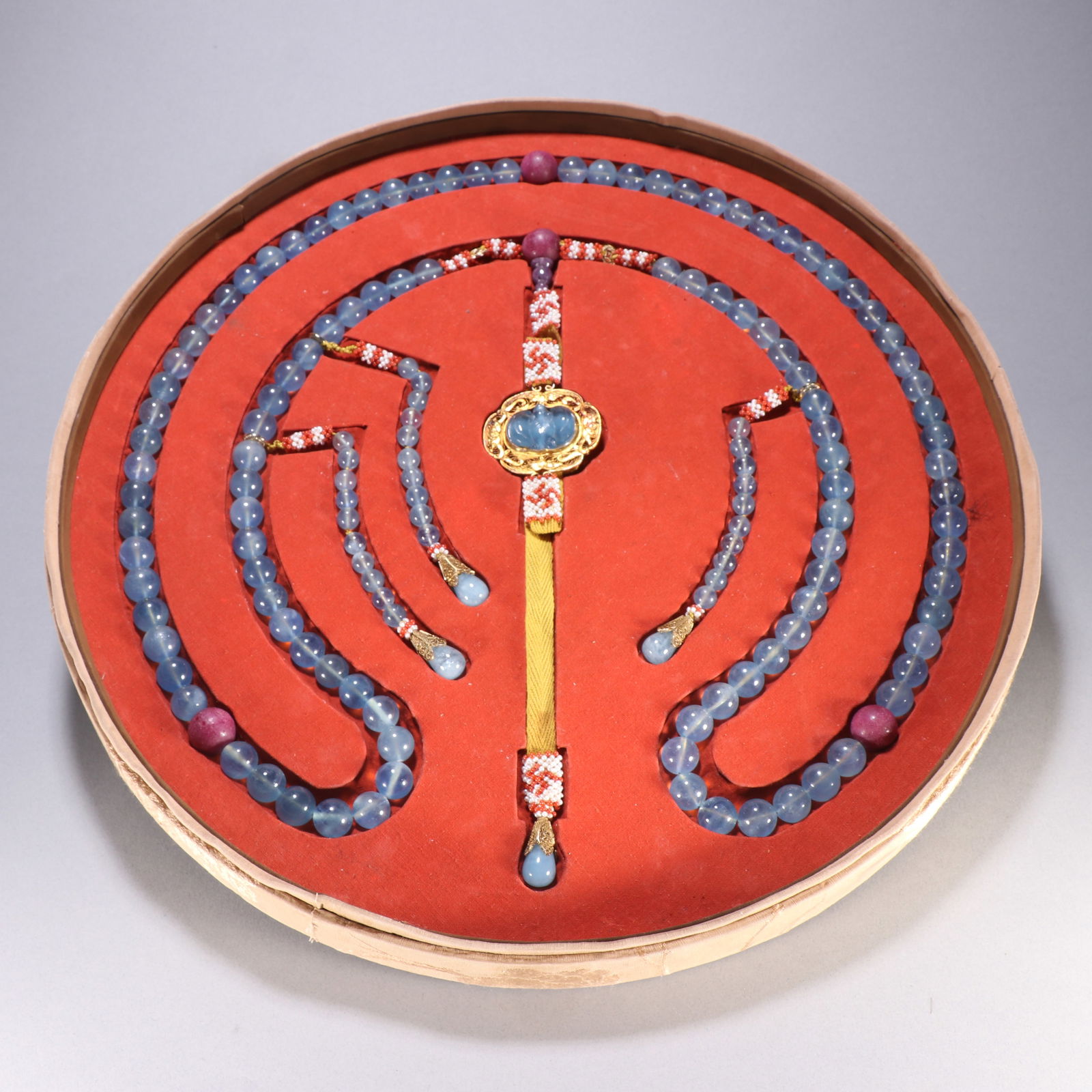 A string of aquamarine court beads from the Qing Dynasty: 1.3cm