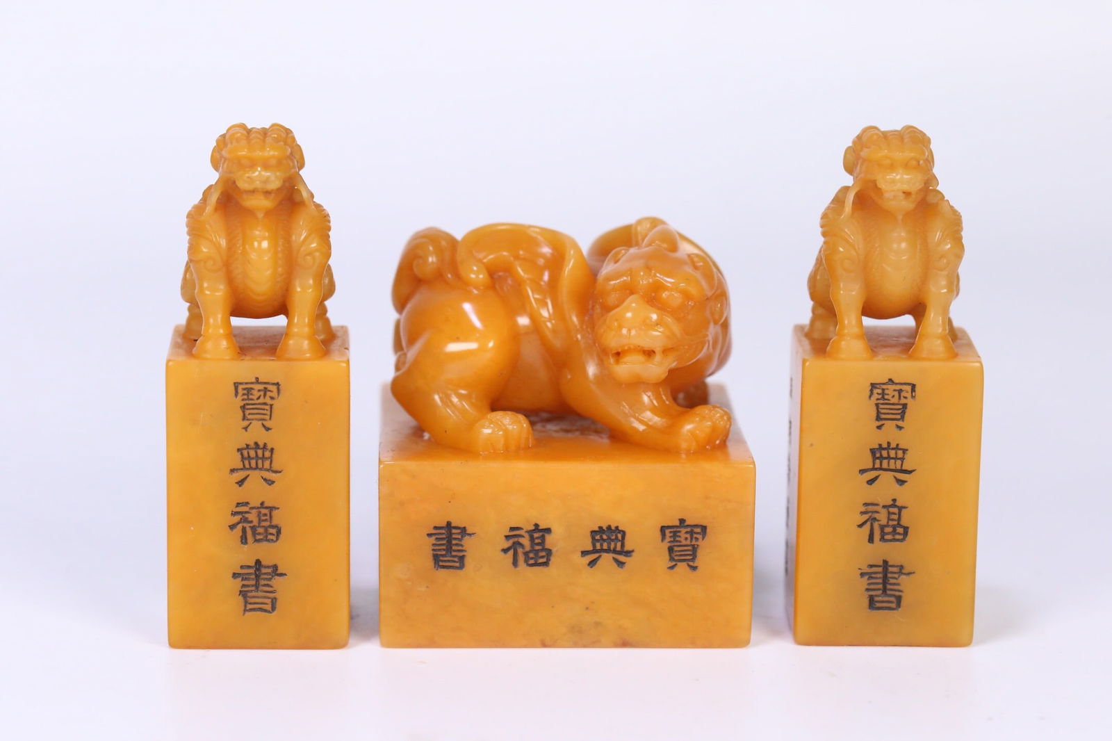 Hu Jitang mark Tian Huangshi Seal Set: 4.6*4.7*5.1/6.5*2.2*2.3/6.5*2.2*2.2/306g