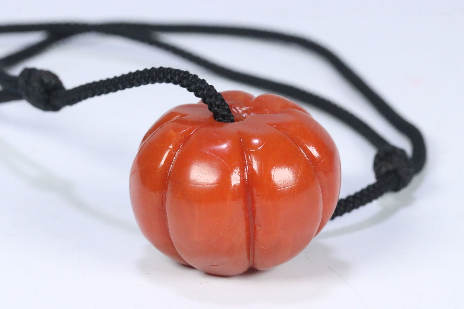 Baoshan South Red Melon Edge Bead Necklace: 4.1*2.98/74.7g