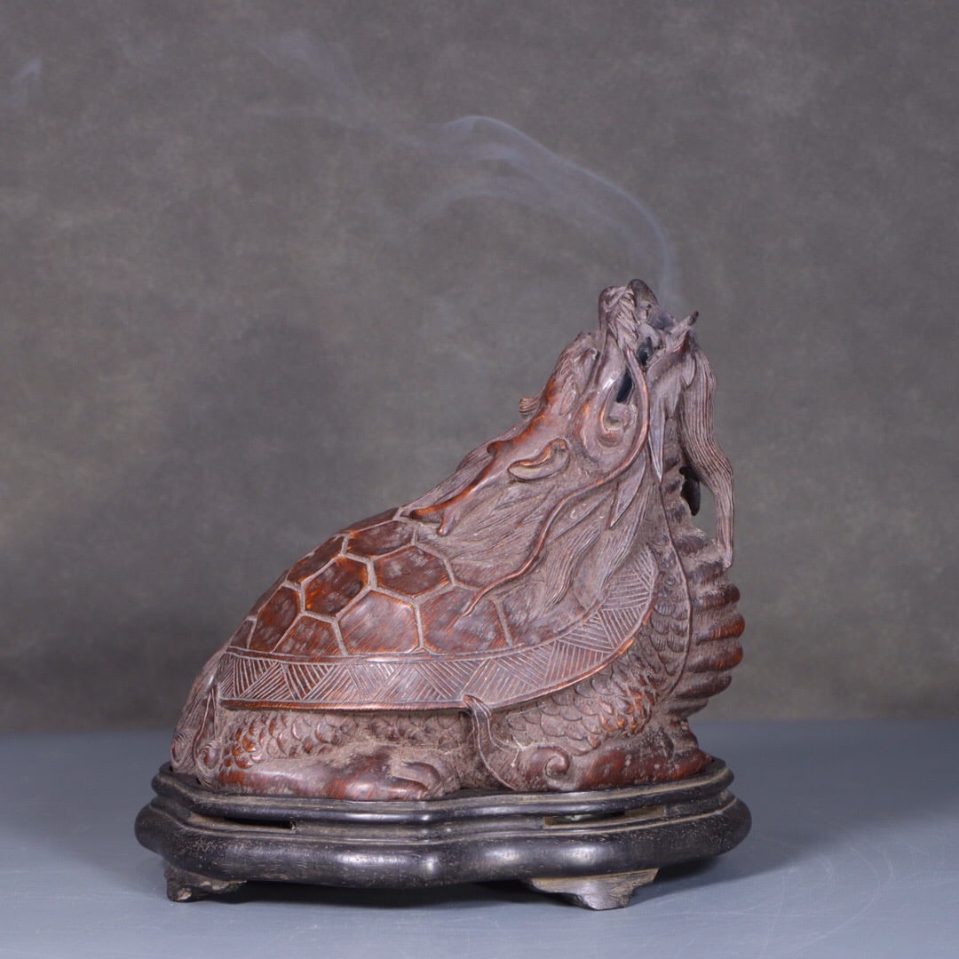 Bamboo root carving aromatherapy (1 of 5)