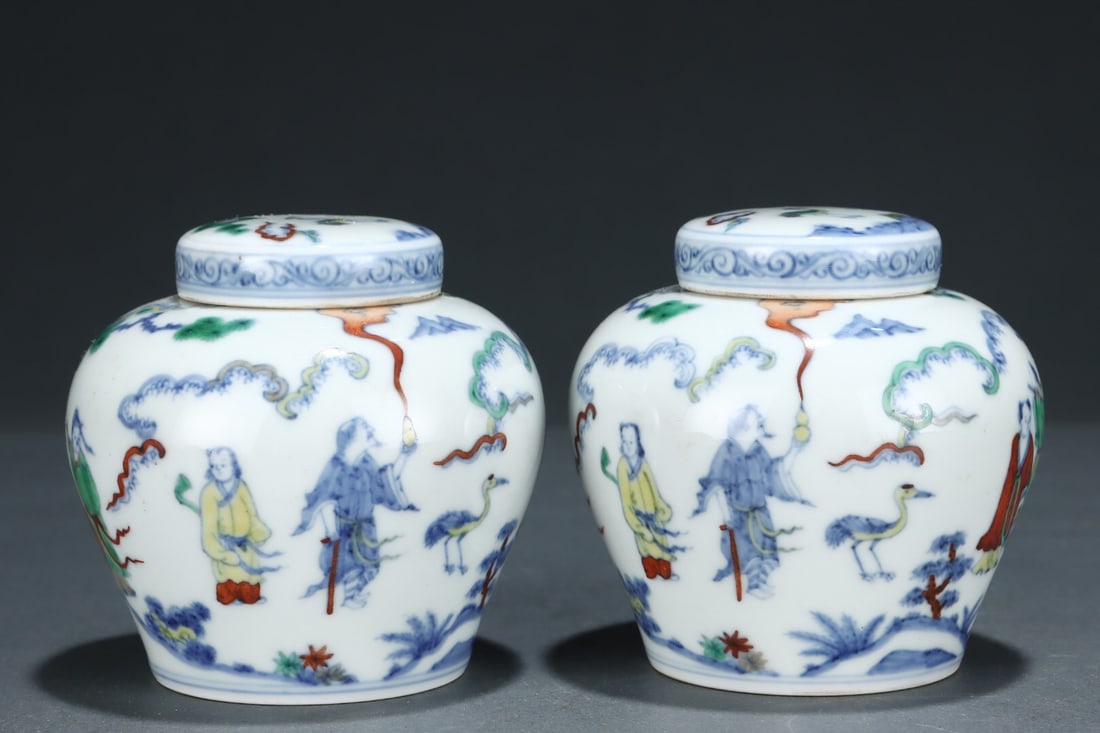 Chenghua mark Doucai small cap can (1 of 5)