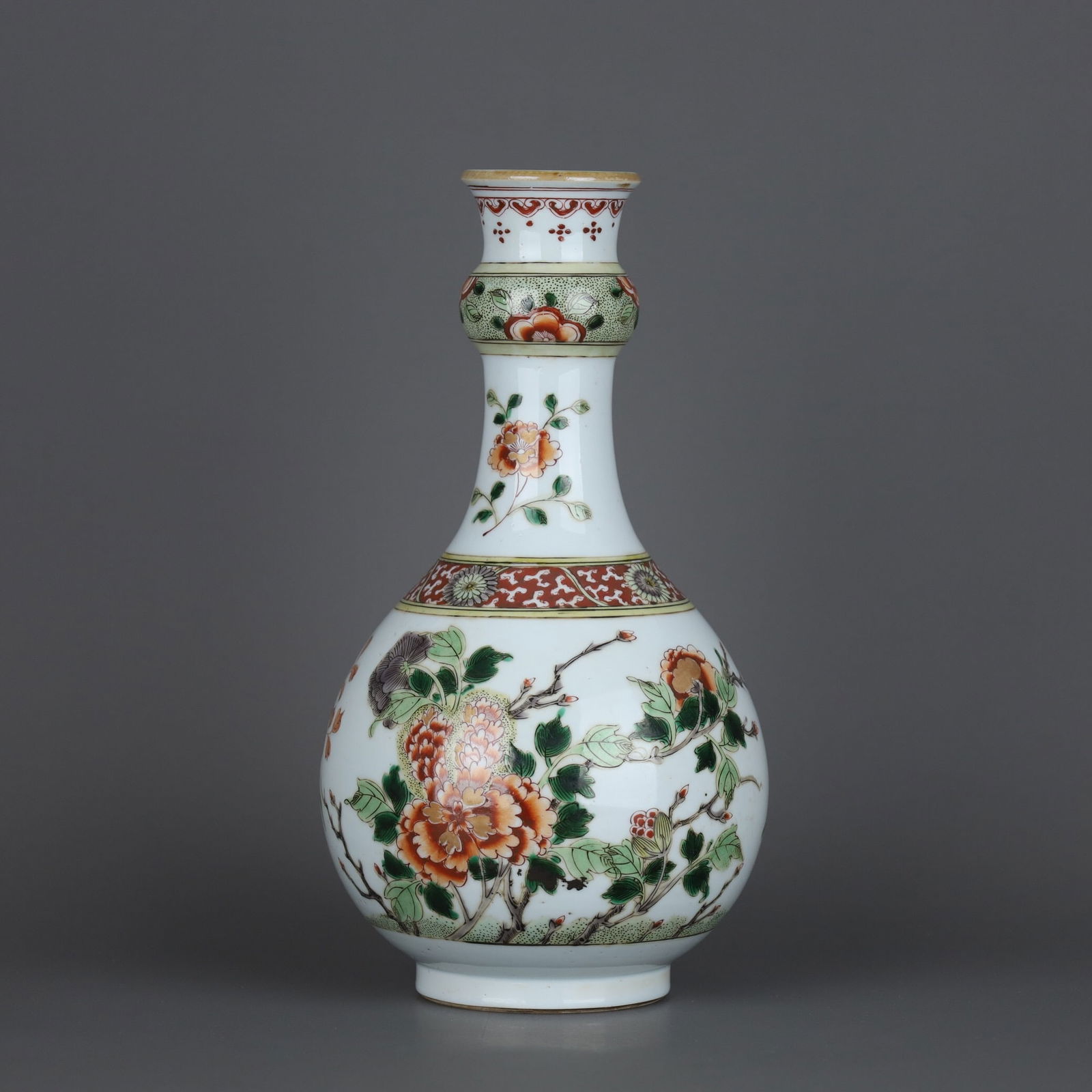 Qing dynasty polychrome garlic-head vase: 25*13.8