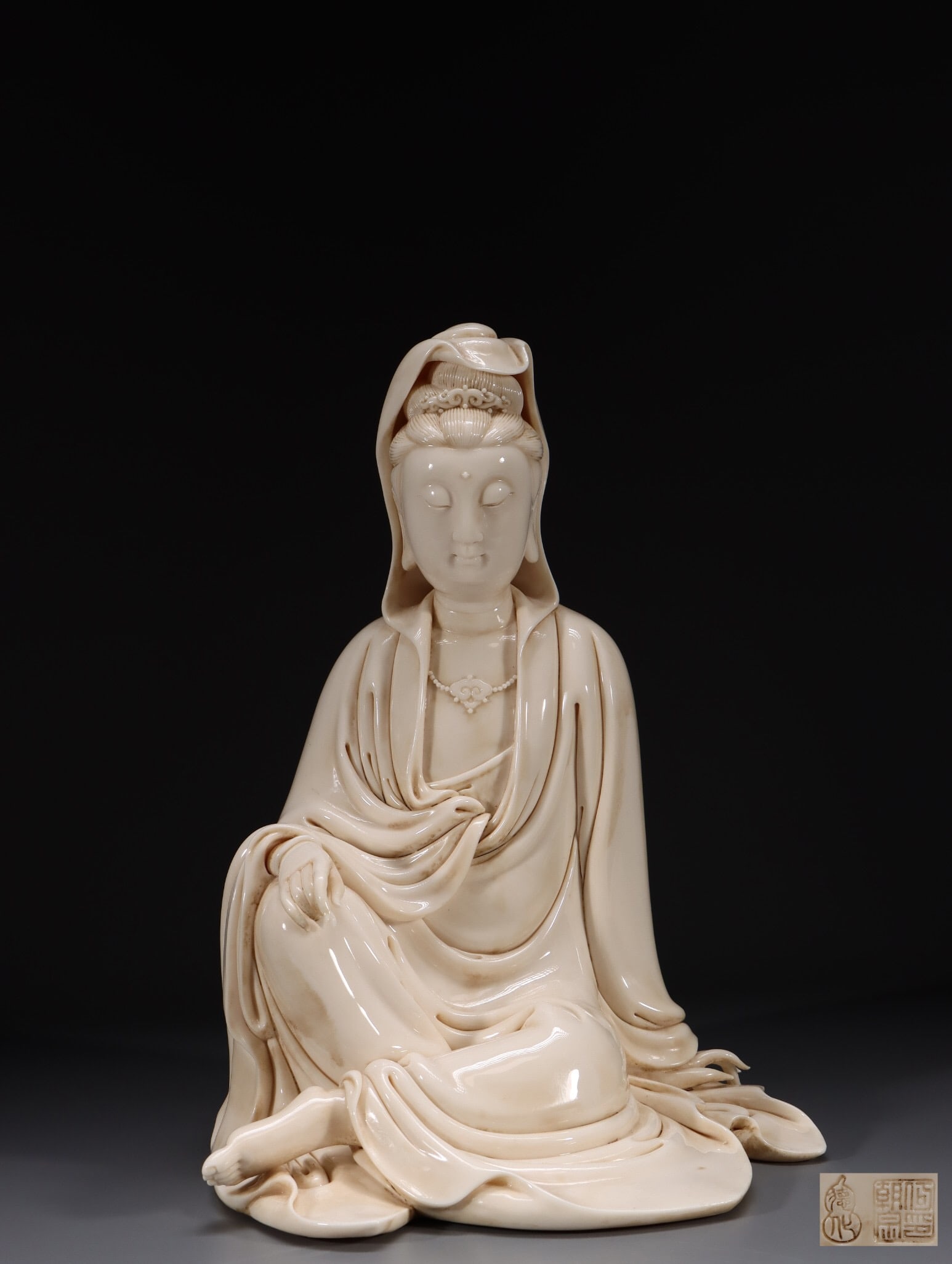 Dehua He Chaozong- mark white porcelain ornament (1 of 3)