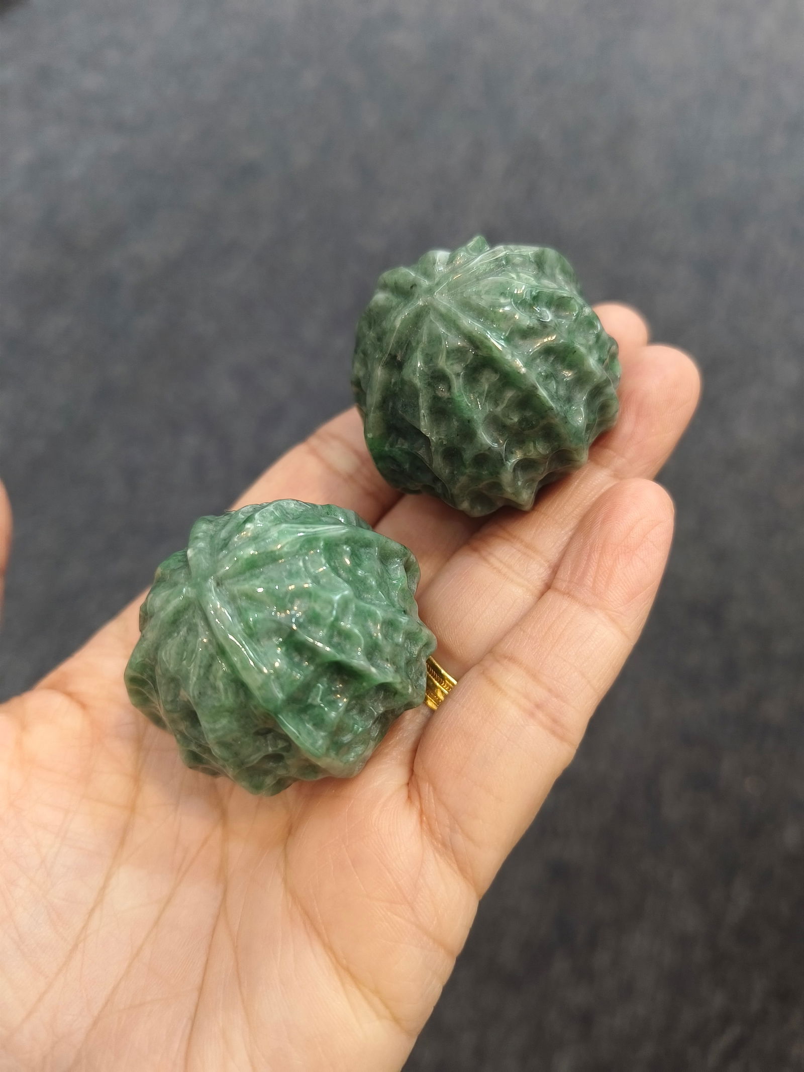 A Pair of Jadeite Walnut Handles: 3.4*3.9/3.3*3.9/145g