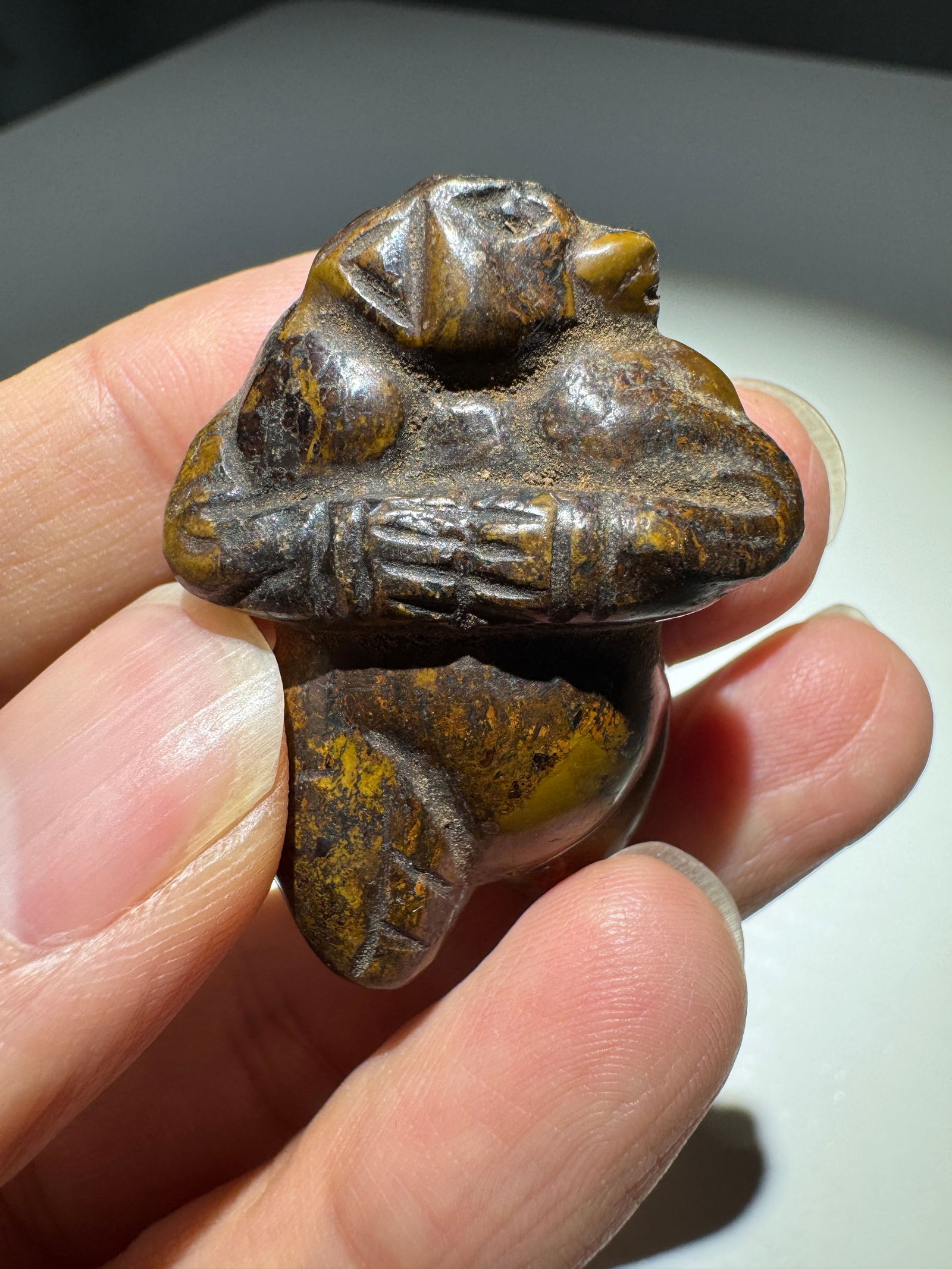 Pine stone pendant (1 of 2)