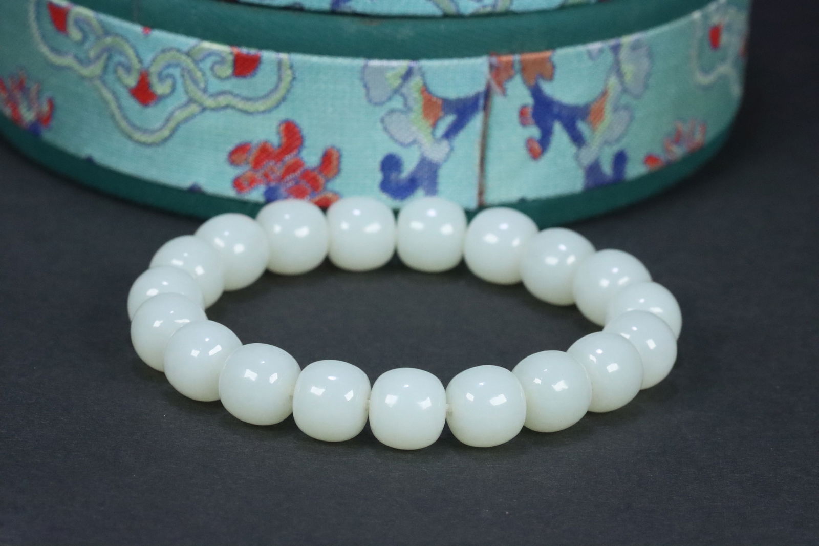 Hetian Jade Hand String (1 of 1)