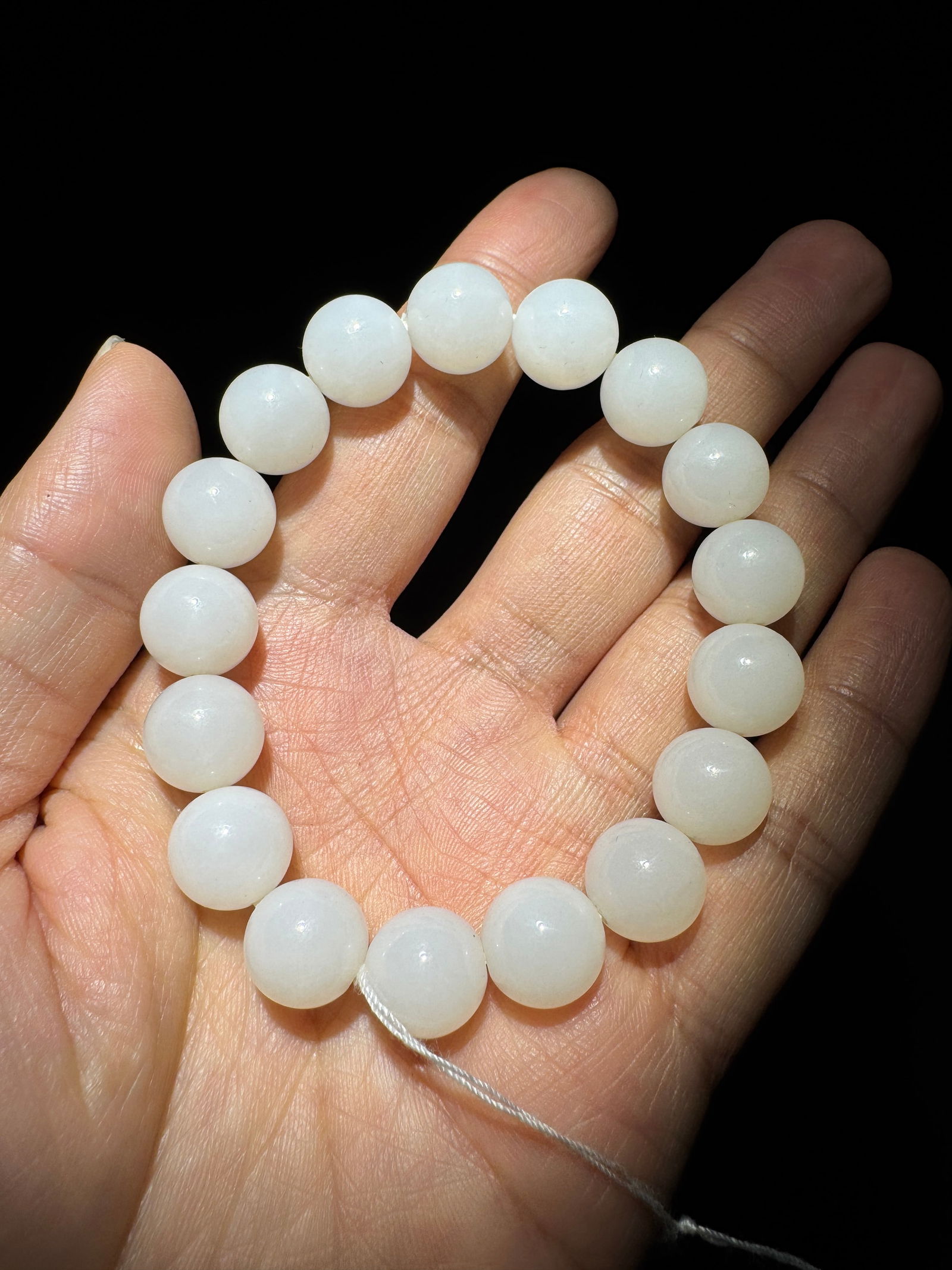 Hetian Jade Round Bead Bracelet: 1.2/44.1g