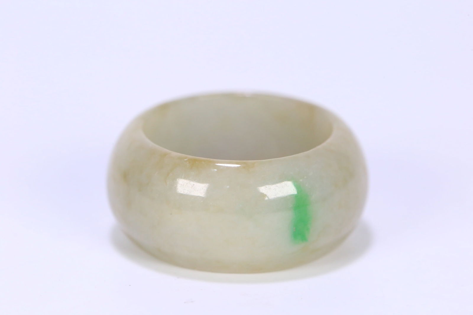 Qing Dynasty jadeite ring - 2