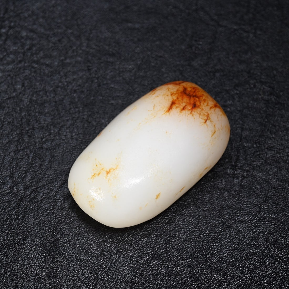 Red-skinned Hetian Jade Pebble: 103g