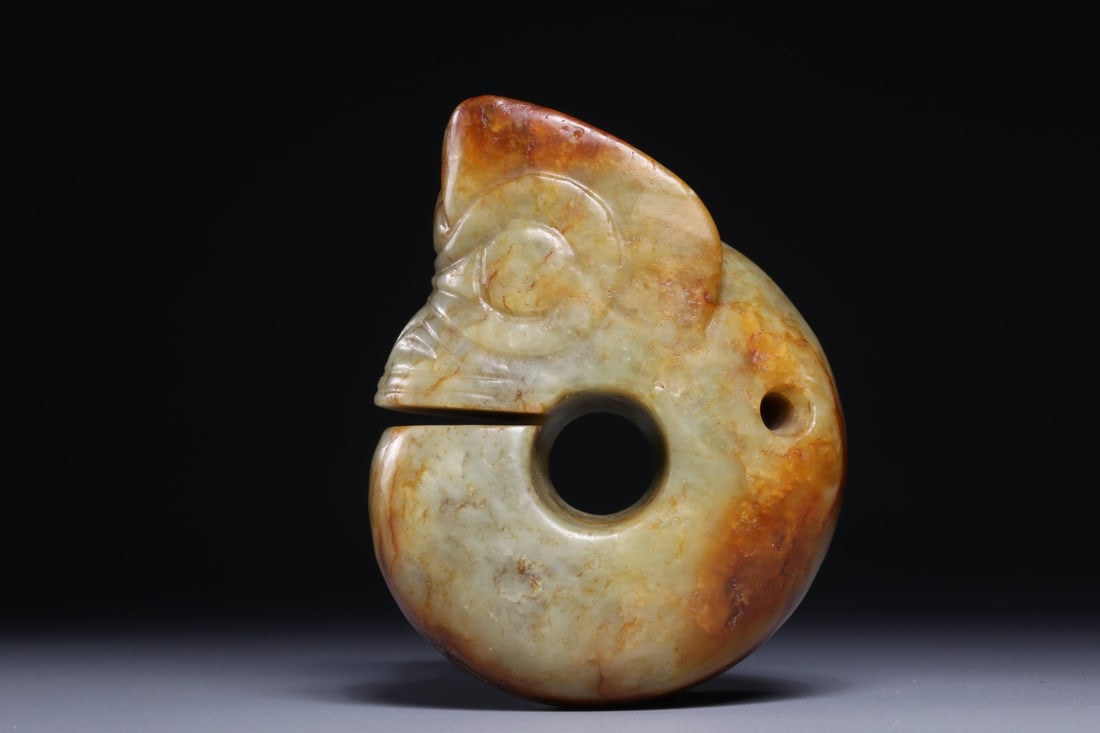 Hongshan Culture Period Pig-Dragon: 8.3*6.3*2.6/219g