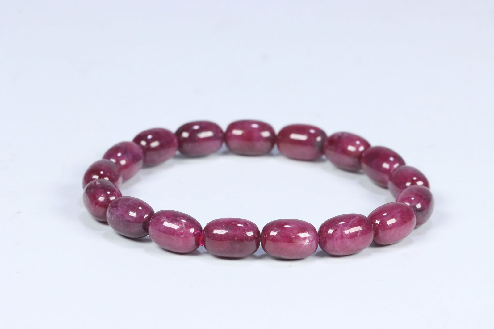 A ruby ?? bracelet from the Qing Dynasty: 1.2*0.8/33g