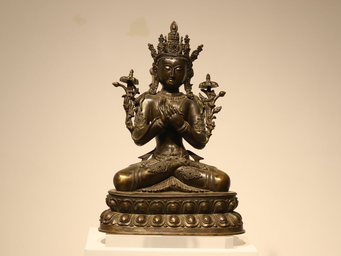 Bronze Buddha statue from the Qing Dynasty (1 of 1)