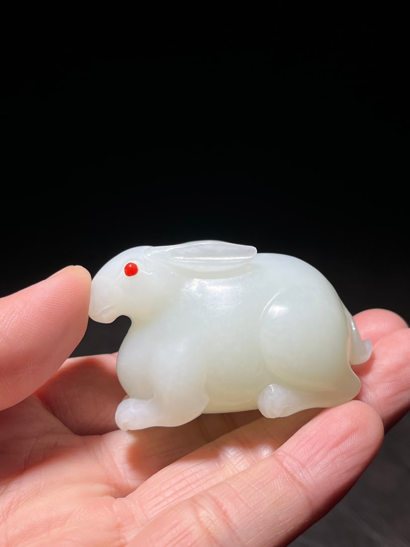 Qing Dynasty Hetian Jade Ornament: 5.9*3.7*3.3/98g