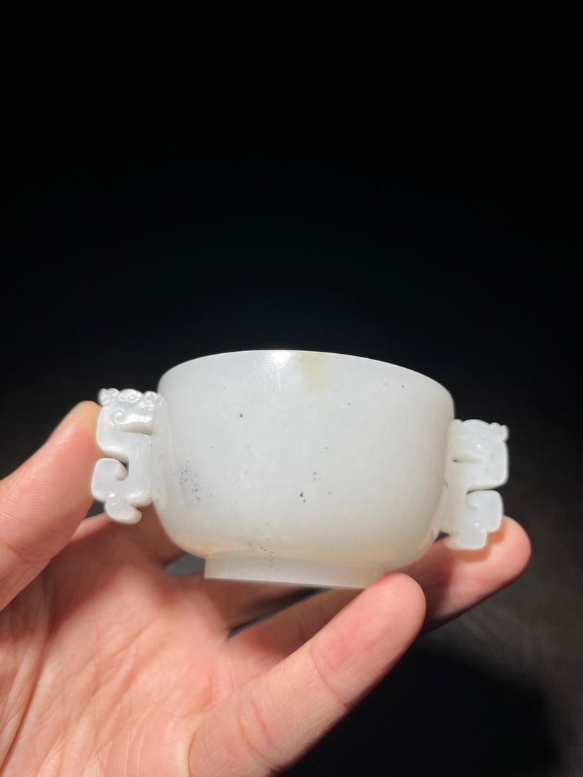 Qing Dynasty Hetian Jade Double Dragon Ear Cup: 9*6.5*4.2/133.3g