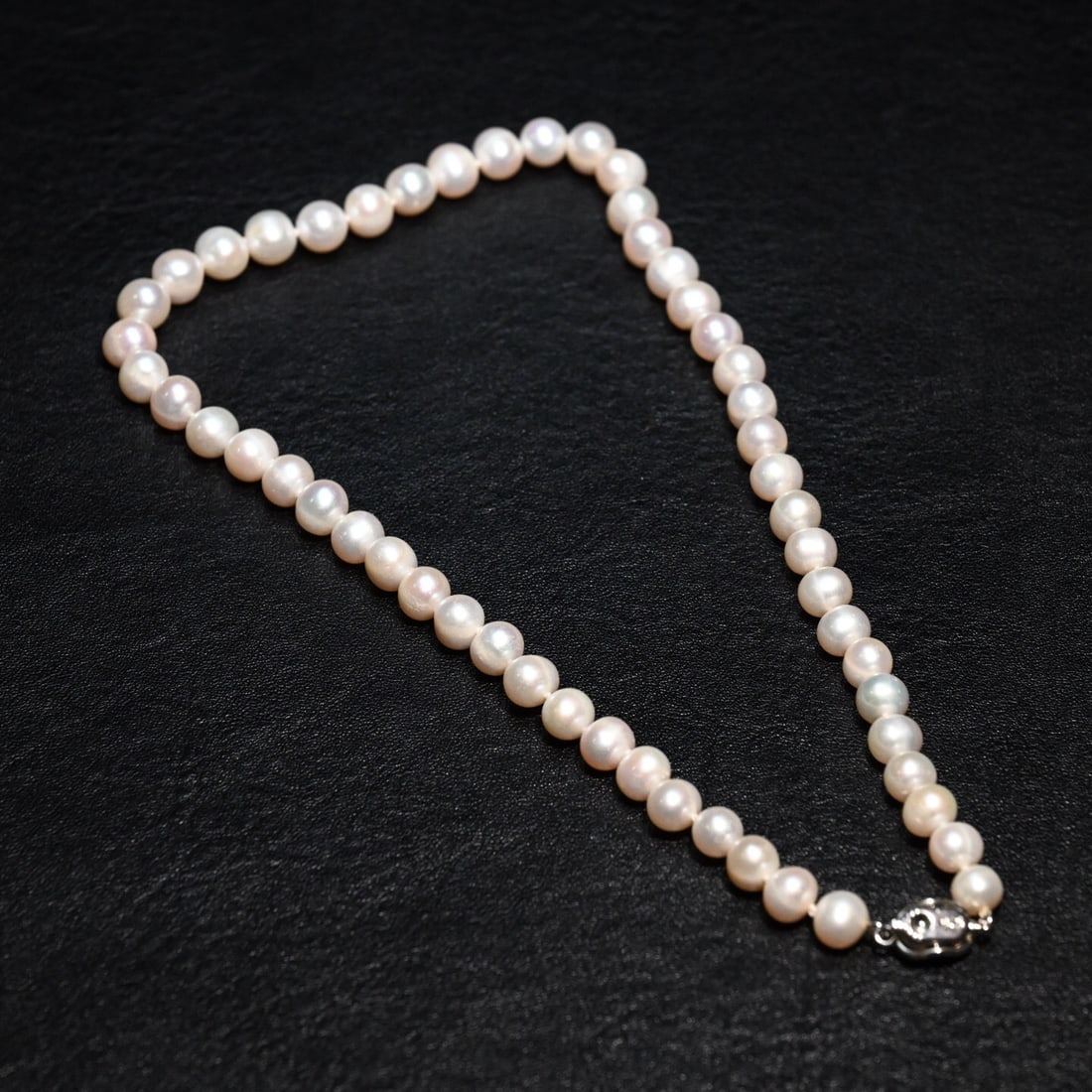 Pearl Necklace: 0.8/41g