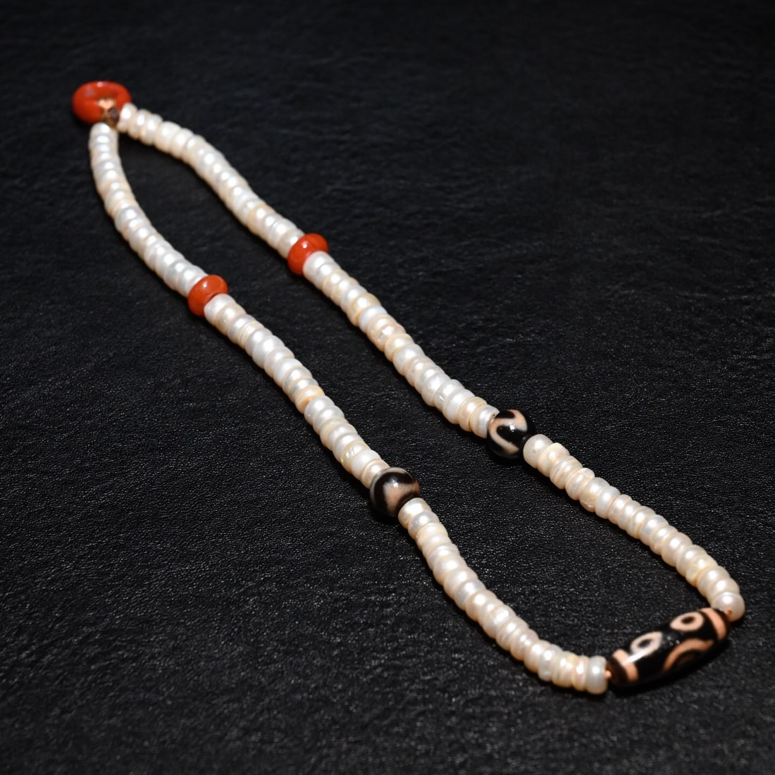 Pearl and Dzi Bead Necklace (1 of 1)