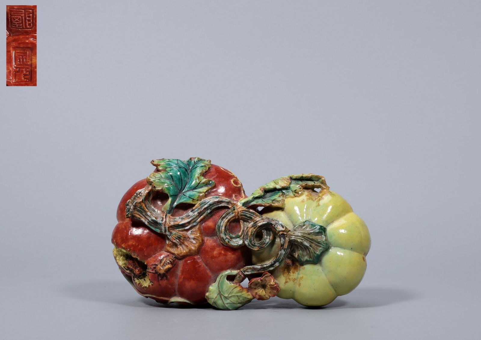 Zhenzongyuan- mark sancai (three-color) ornament: 15*9*5/697g