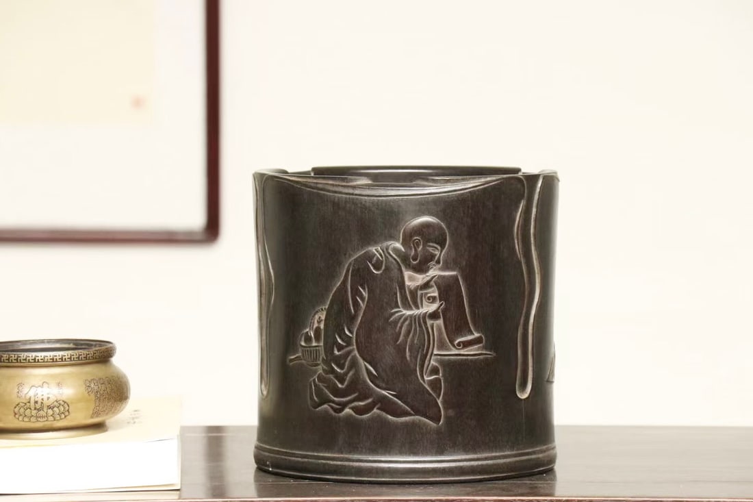 Rosewood pen holder: 19.5*20